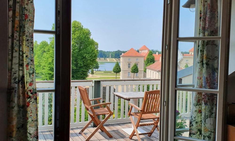 Loggiahaus Am Schloss, 5 Ferienwohnungen, Teils Mit Schloss- Und Seeblick 라인스베르크 외부 사진